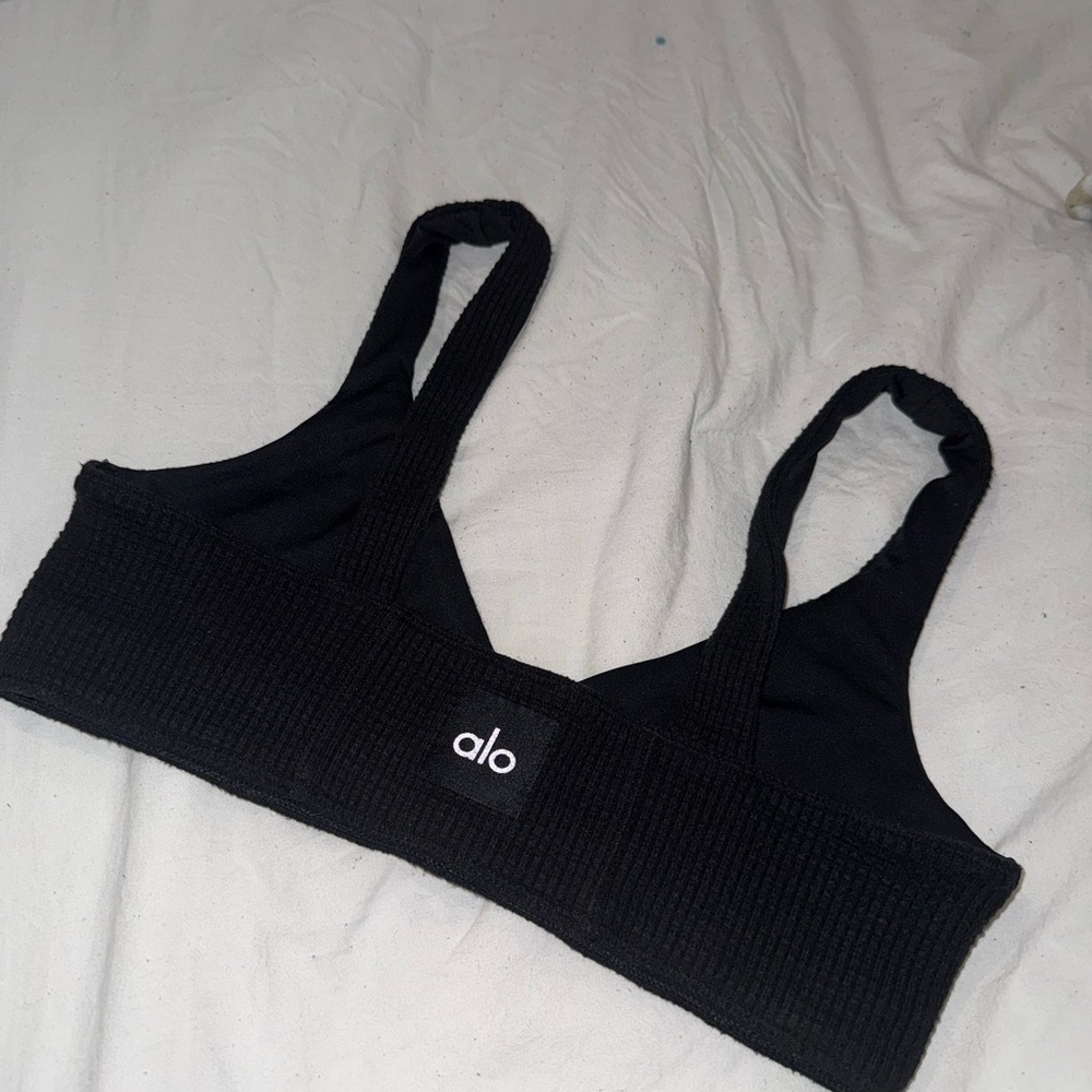 ALO Yoga Black Ribbed Sports Bra